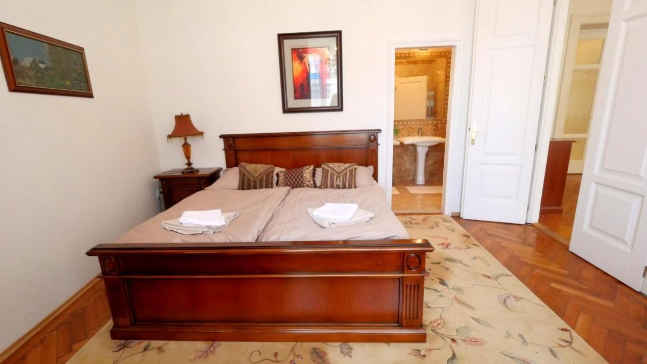 Velky 3I Apartman V Centre Mesta 布拉迪斯拉发 外观 照片